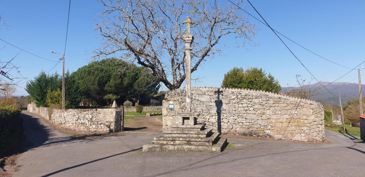 Casa Rural Rectoral Santa Baia Boimorto  ภายนอก รูปภาพ