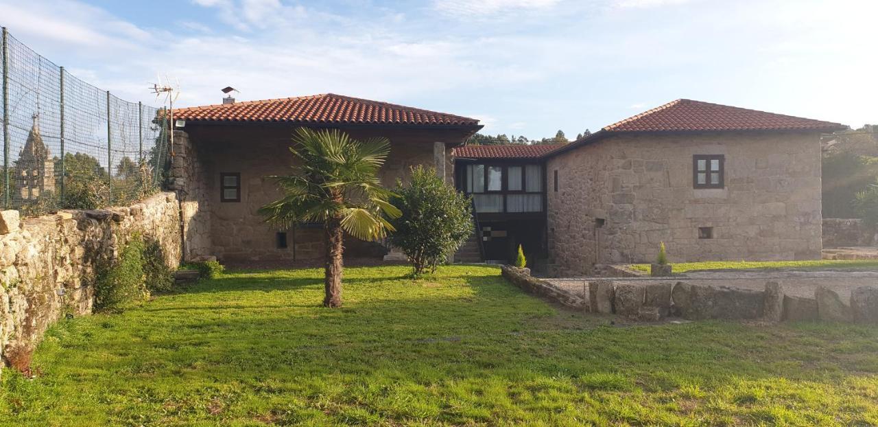 Casa Rural Rectoral Santa Baia Boimorto  ภายนอก รูปภาพ