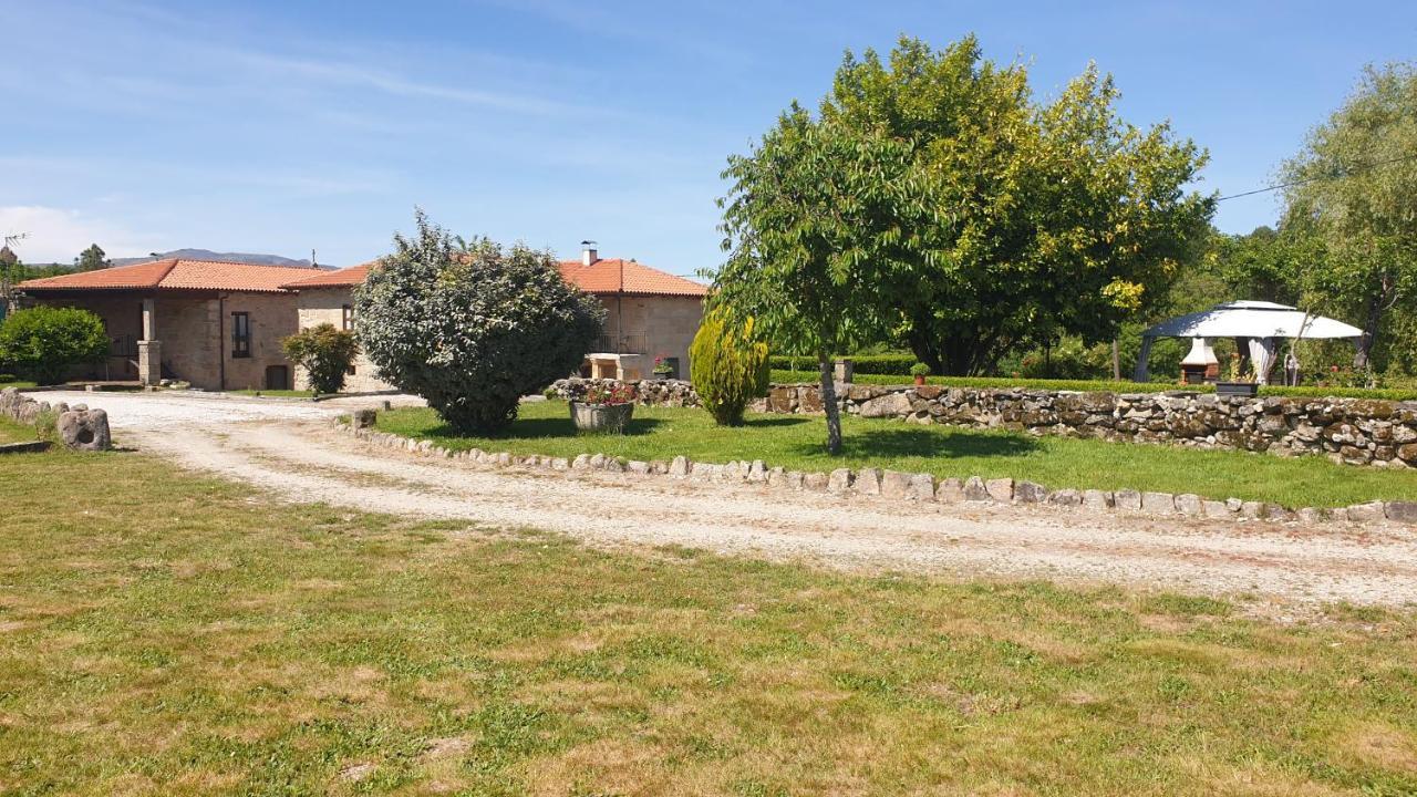 Casa Rural Rectoral Santa Baia Boimorto  ภายนอก รูปภาพ